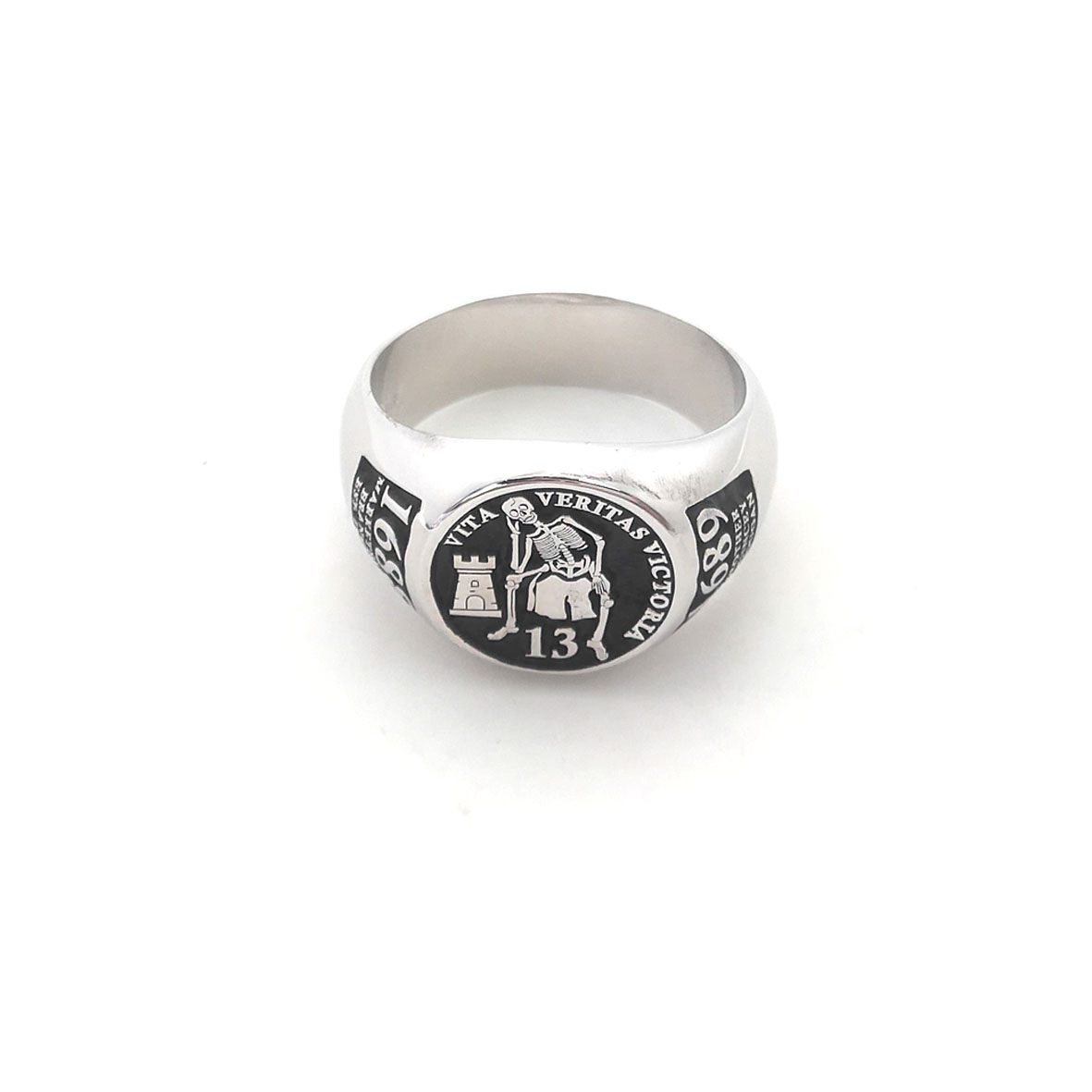 Custom Engraved 17mm Round Top - Initial Ring Custom のレビューと価格