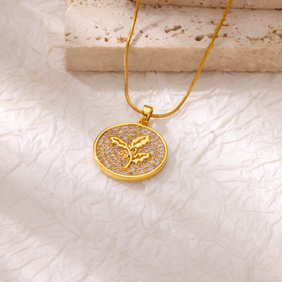 Zircon Flower Necklaces For Wo - Birth Flower Necklace のレビューと価格