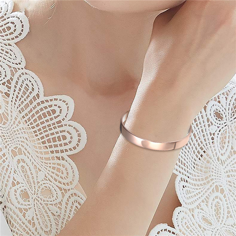 Trendy 4 Color Magnetic Bangle - Coordinates Bracelet のレビューと価格