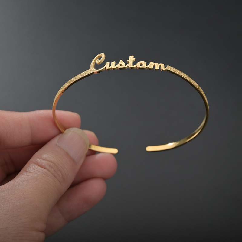 Letdiffery Custom Name Jewelry - Name Necklace Custom のレビューと価格