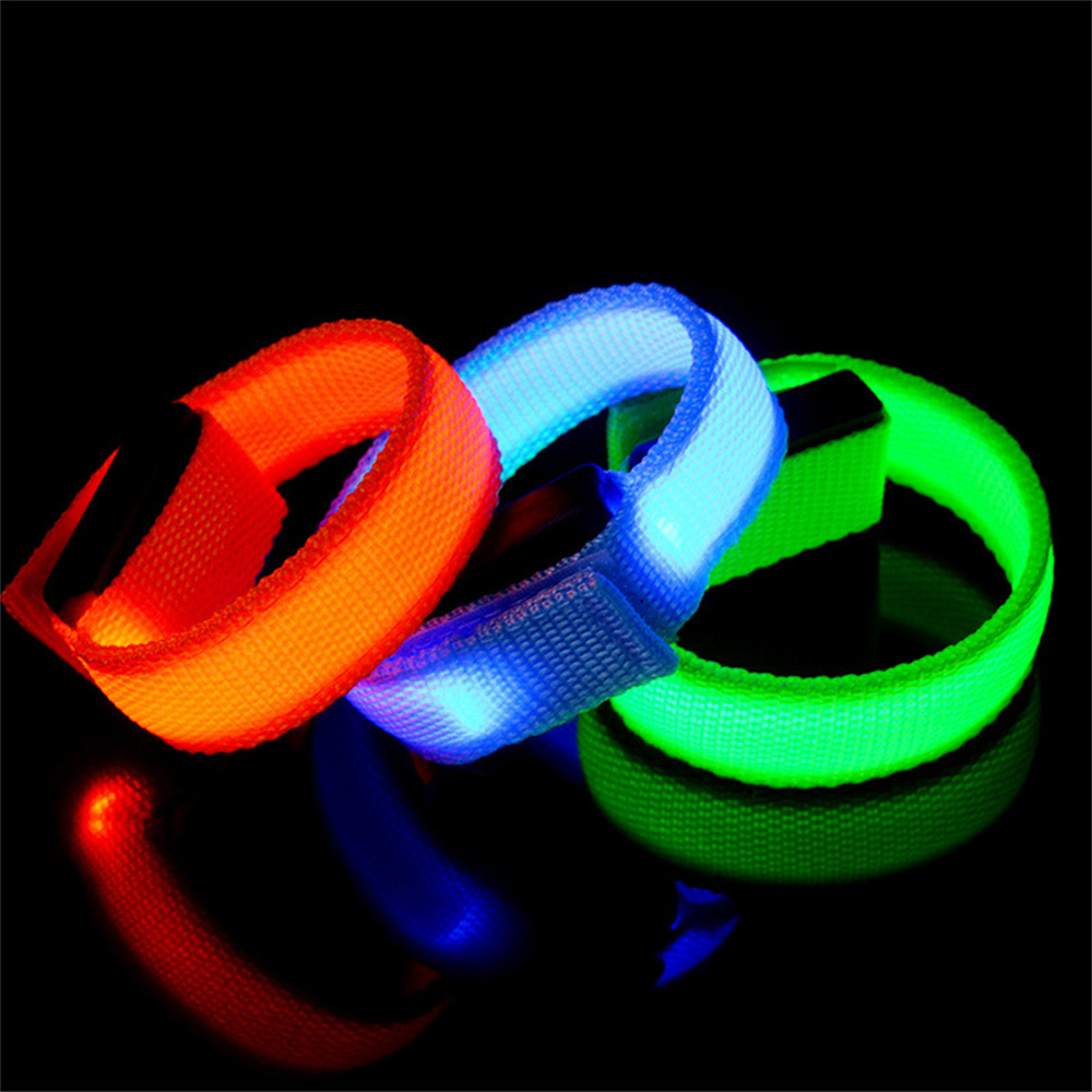 LED Reflective Bracelet Nylon  - Coordinates Bracelet のレビューと価格