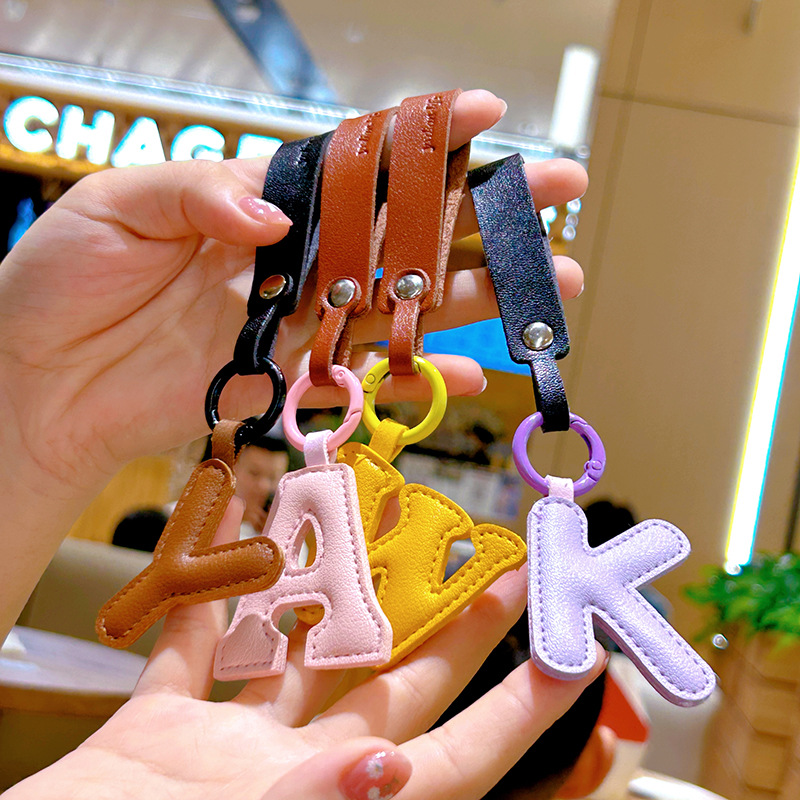 Creative PU Leather 26 Letter  - Monogram Keychain Leather のレビューと価格