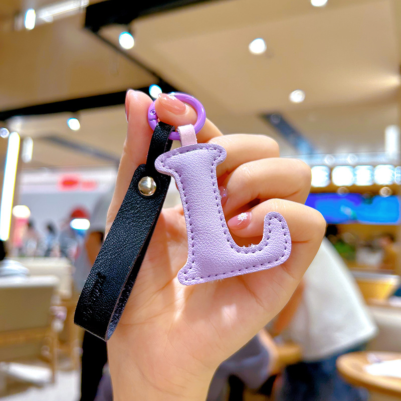 Creative PU Leather 26 Letter  - Monogram Keychain Leather のレビューと価格