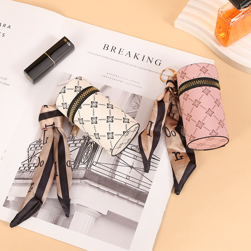 Scarf Pattern Lipstick Keychai - Monogram Keychain Leather のレビューと価格