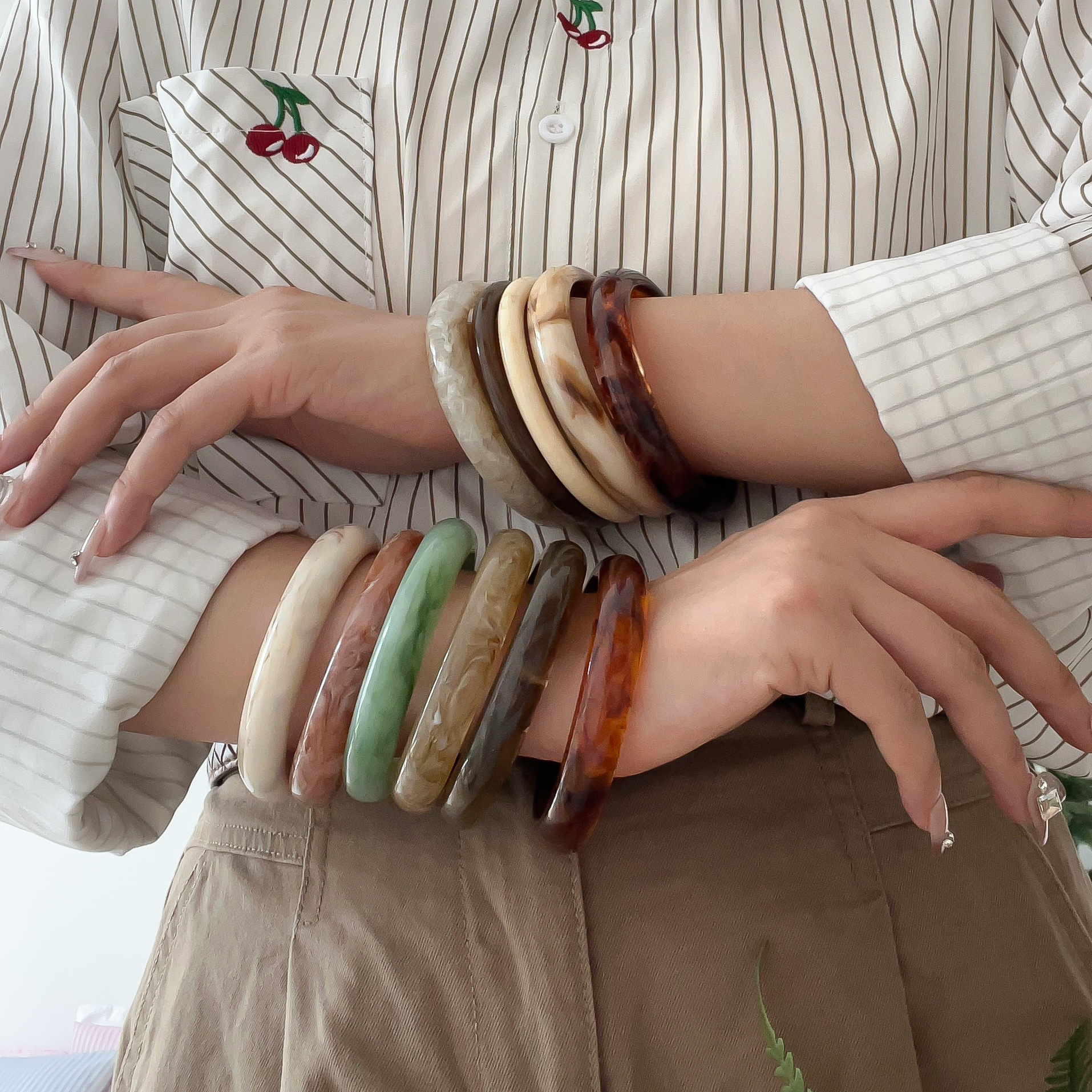 Smudged Resin Fine Bracelets f - Coordinates Bracelet のレビューと価格