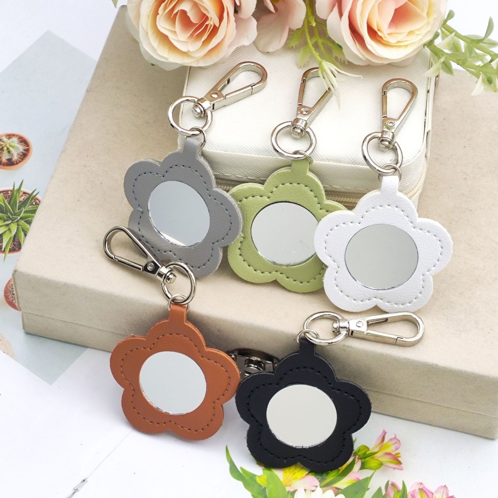 Flower Petal Shaped Mirror Bag - Initial Ring Custom のレビューと価格